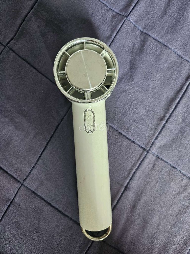 Quạt mini cầm tay Trắng. Mua bán Quạt tại Quận 7 Tp Hồ Chí Minh được đăng bởi Noah hình 1