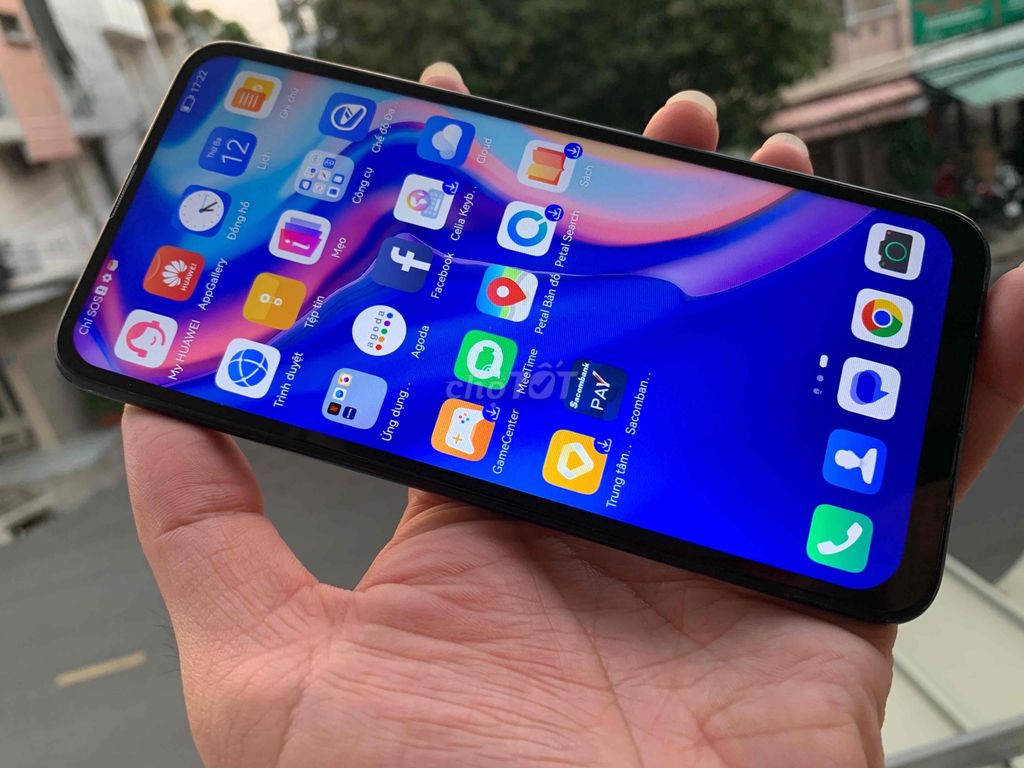 Huawei Y9 Prime 128GB, Camera trước thụt ra vô