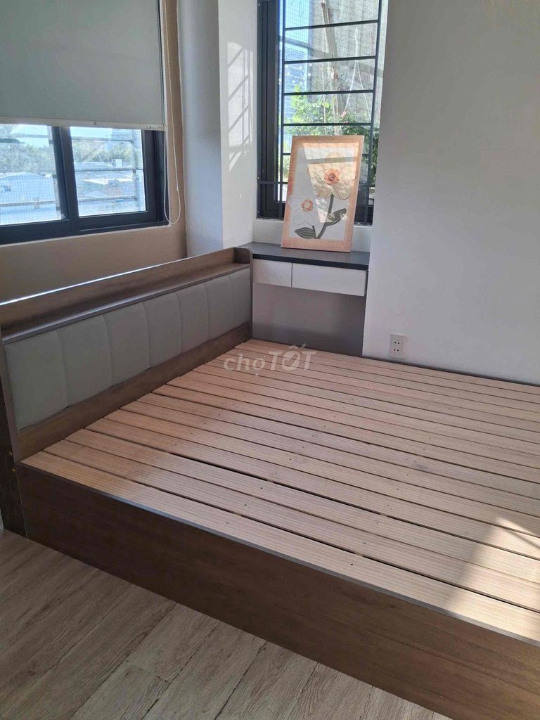 Giường ngủ Gỗ màu Nâu Đơn giản. Mua bán Giường, chăn ga gối nệm tại Quận Hải Châu Đà Nẵng được đăng bởi LDTD hình 1