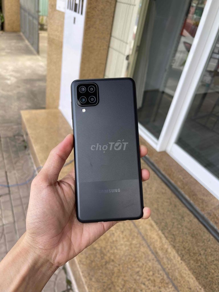 Cần bán Sam Sung A12 Ram 6/128G pin 5000mah rẻ. Mua bán Điện thoại tại Thành phố Qui Nhơn Bình Định được đăng bởi Gia Long hình 1