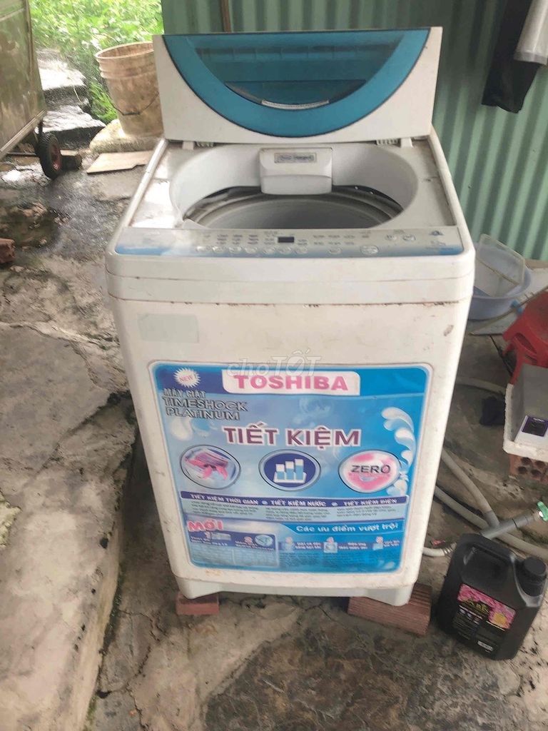 Máy giặt Toshiba 8.2kg cửa trên Trắng xanh. Mua bán Máy giặt tại Huyện Trảng Bom Đồng Nai được đăng bởi Nguyen Toàn hình 1