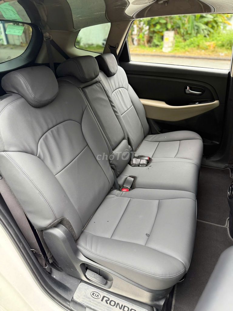 KIA RONDO GAT 2017 BẢN GIỚI HẠN GIÁ TỐT. Mua bán Ô tô tại Thành phố Thủ Đức Tp Hồ Chí Minh được đăng bởi DIAMOND CARS SG hình 9