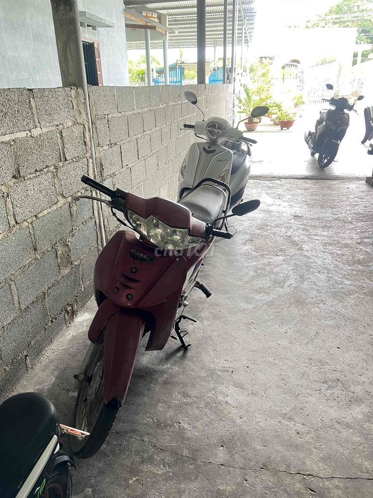 Honda Wave Alpha 2004 Đỏ. Mua bán Xe máy tại Huyện Cam Lâm Khánh Hòa được đăng bởi Phạm Thị Tố Hoa hình 3