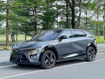 Vinfast VF7 Plus 2025 xanh lá ưu đãi 140 triệu!. Mua bán Ô tô tại Huyện Bình Chánh Tp Hồ Chí Minh được đăng bởi Kiện Vinfast