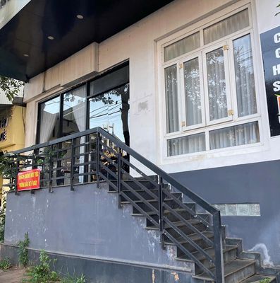 Cho thuê mặt bằng 2 mặt tiền siêu đẹp – vị trí vàng  TP. Pleik. Cho thuê văn phòng, mặt bằng kinh doanh tại Thành phố Pleiku Gia Lai được đăng bởi Nguyen van viet