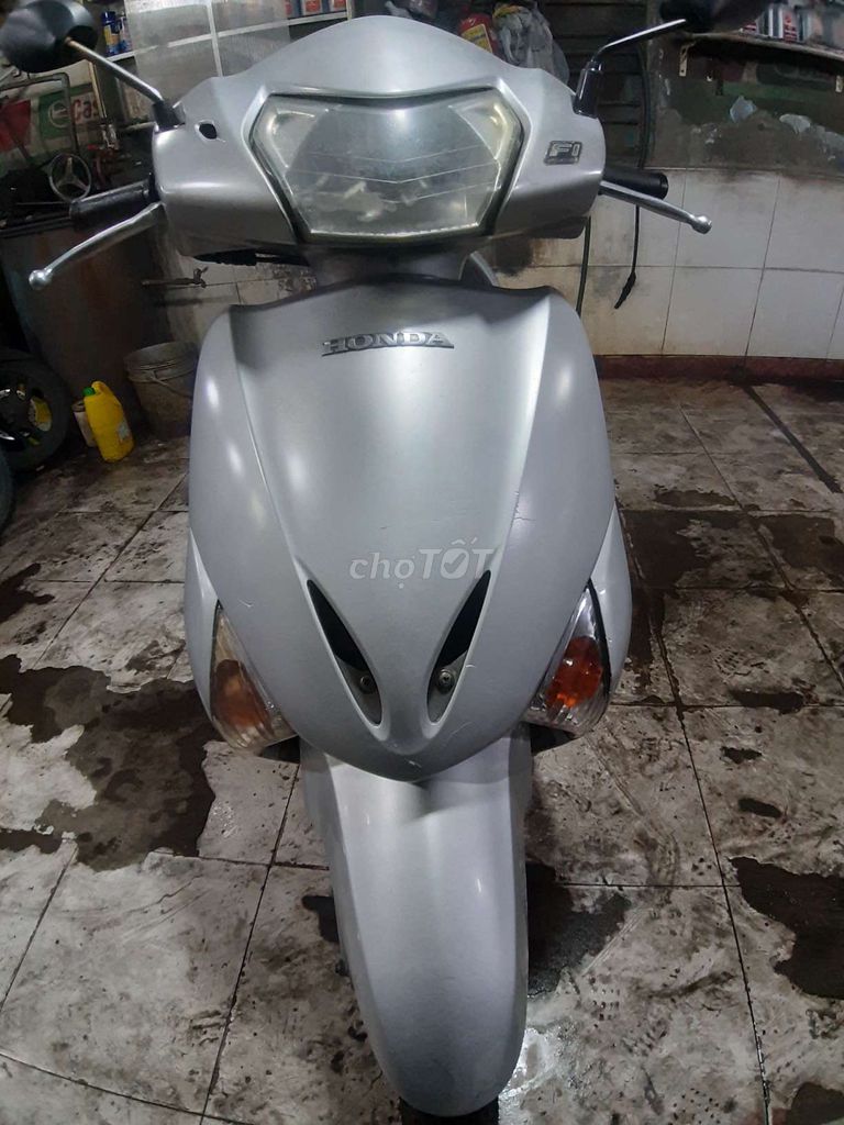 Bán Honda lead FI đời 2008 giấy tờ hợp lệ