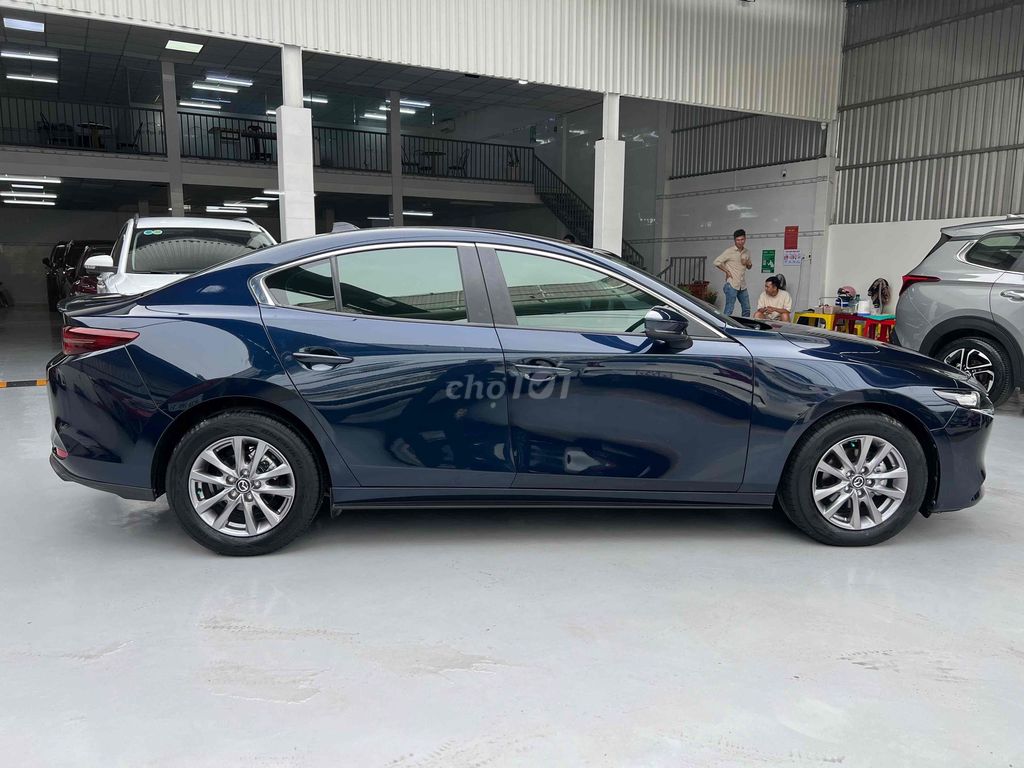 Mazda 3 đời 2022 bản Luxury - odo mới 26.000km. Mua bán Ô tô tại Thành phố Thủ Đức Tp Hồ Chí Minh được đăng bởi Nguyễn Minh Tấn hình 3