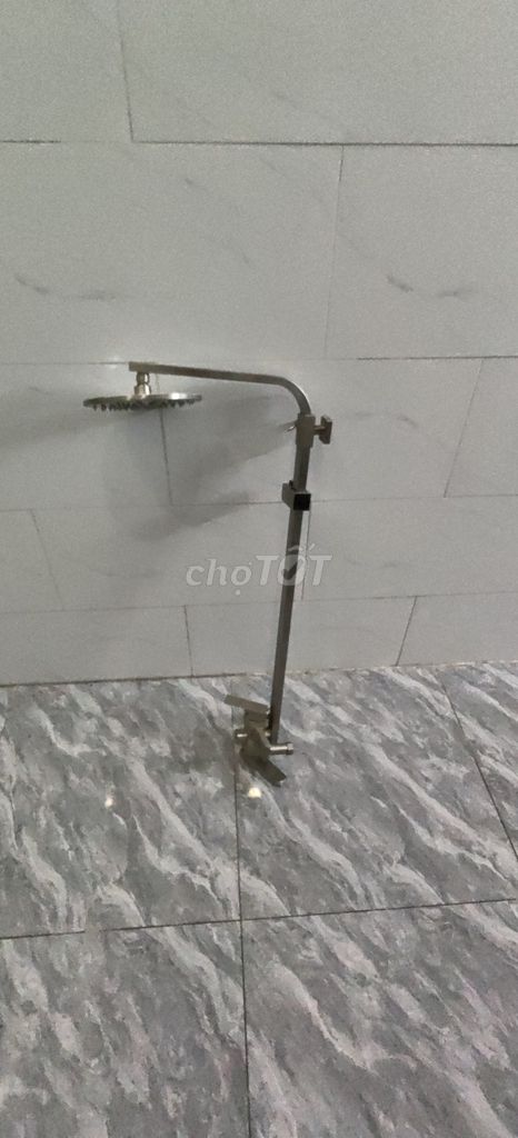 Vòi sen tắm đứng inox 304. Mua bán Thiết bị vệ sinh, nhà tắm tại Huyện Nhơn Trạch Đồng Nai được đăng bởi Như y hình 1
