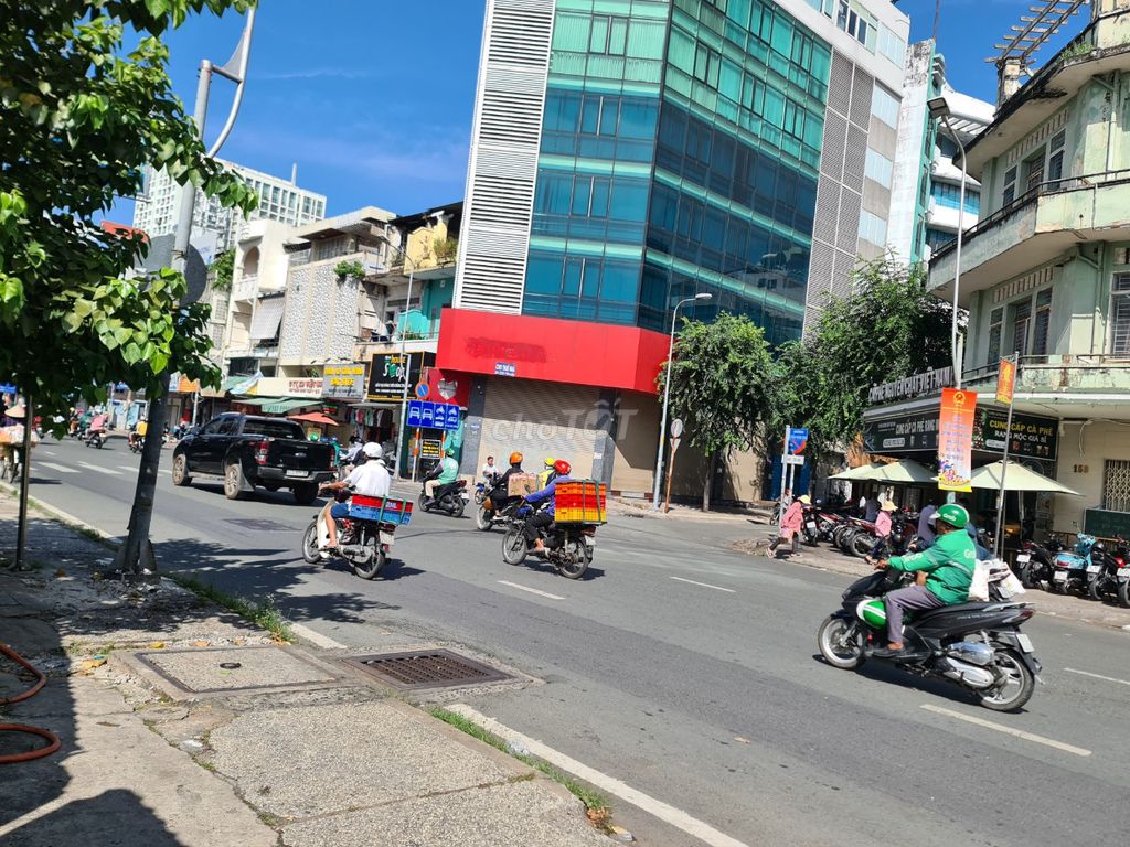 [HCM Q5] Cho thuê tòa nhà văn phòng