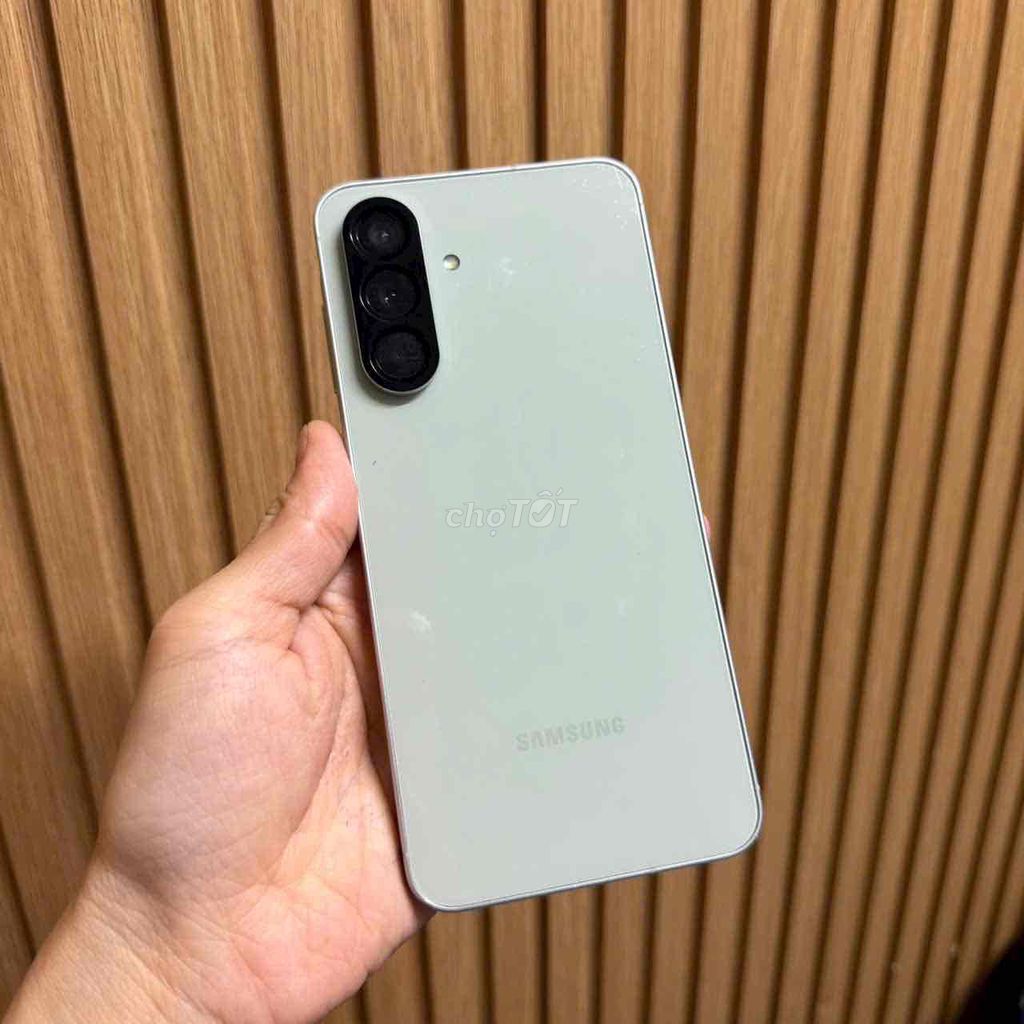 Samsung Galaxy A56 5G (12/256). Mua bán Điện thoại tại Quận Cái Răng Cần Thơ được đăng bởi Vũ Vân Mobile Cần Thơ hình 1