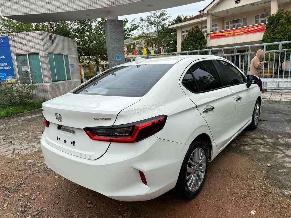 Honda City 2022 L 1.5 AT - 41000 km. Mua bán Ô tô tại Thành phố Huế Thừa Thiên Huế được đăng bởi Hoàng Tàu  hình 3