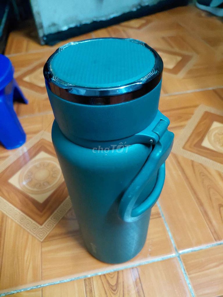 Bình giữ nhiệt Kim loại Xanh. Mua bán Dụng cụ nhà bếp tại Thành phố Thuận An Bình Dương được đăng bởi Hậu Nguyễn hình 1