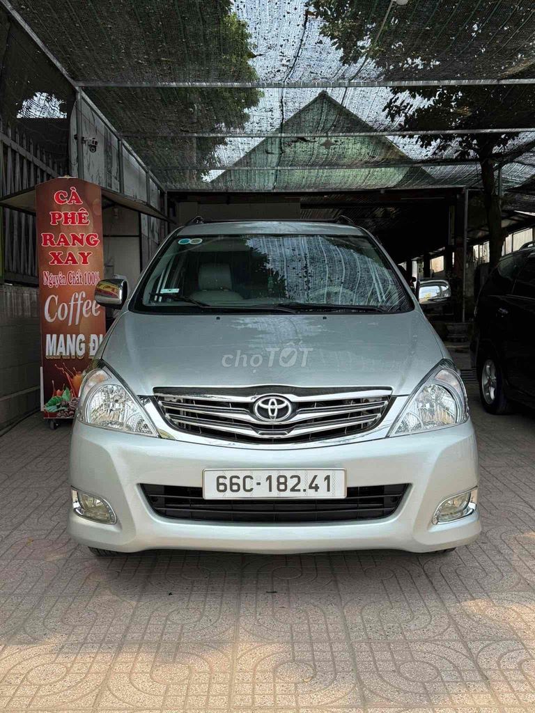 Toyota Innova 2010 G - 139000 km