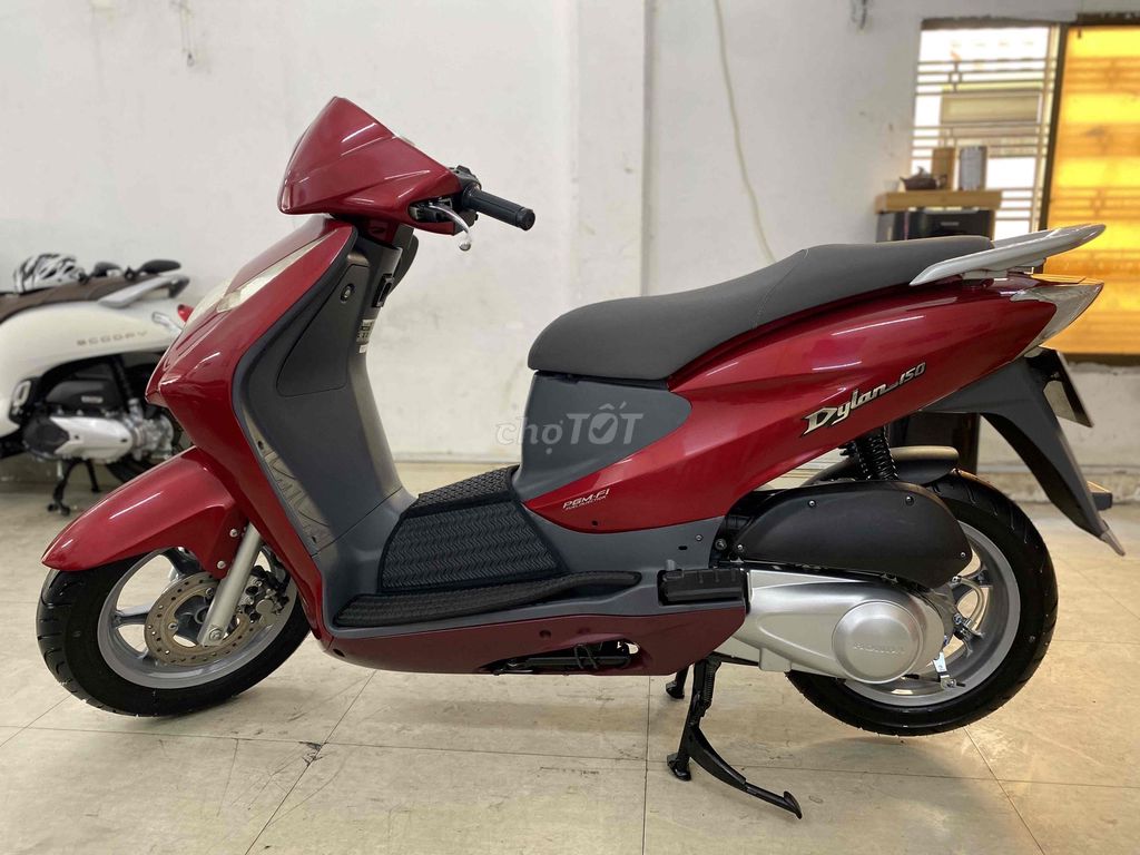 Dylan đỏ tứ quí 4 xe quá đẹp. Mua bán Xe máy tại Quận Thanh Khê Đà Nẵng được đăng bởi Long hình 2