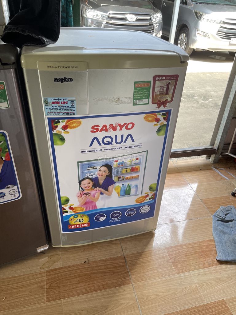 Tủ lạnh Sanyo 90l nguyên zin nhỏ gọn im re BH 6T