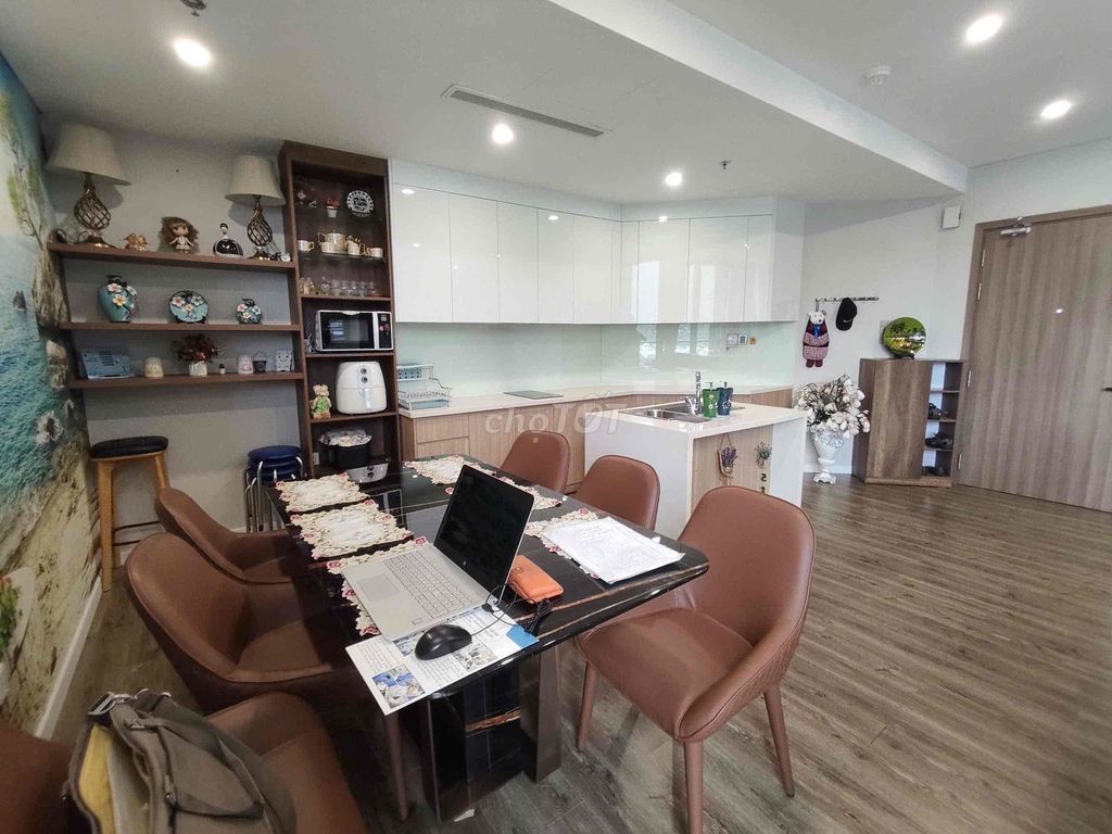 Cho thuê căn hộ 2phòng ngủ 77m2 tòa Scenia Bay