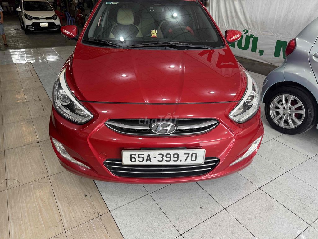 Hyundai Accent 2014 1.4 AT Hatchback - 910123 km. Mua bán Ô tô tại Quận Bình Thuỷ Cần Thơ được đăng bởi Phi hình 7