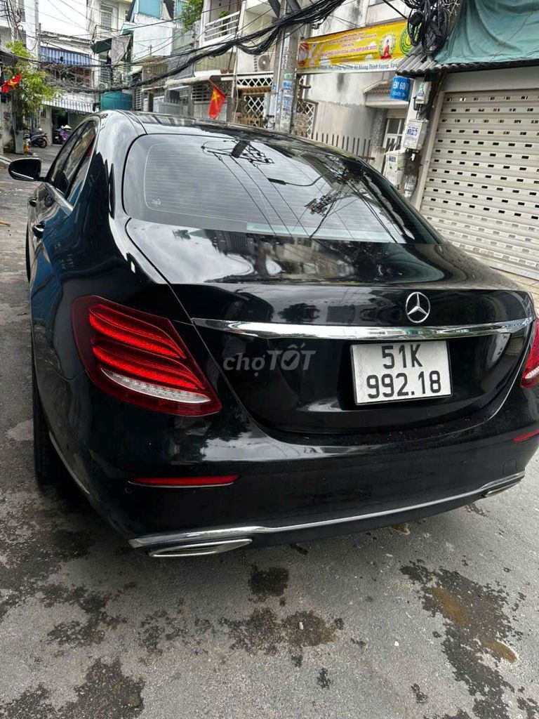 Mercedes E200 - model 2018. Mua bán Ô tô tại Quận 7 Tp Hồ Chí Minh được đăng bởi Lê  hình 4