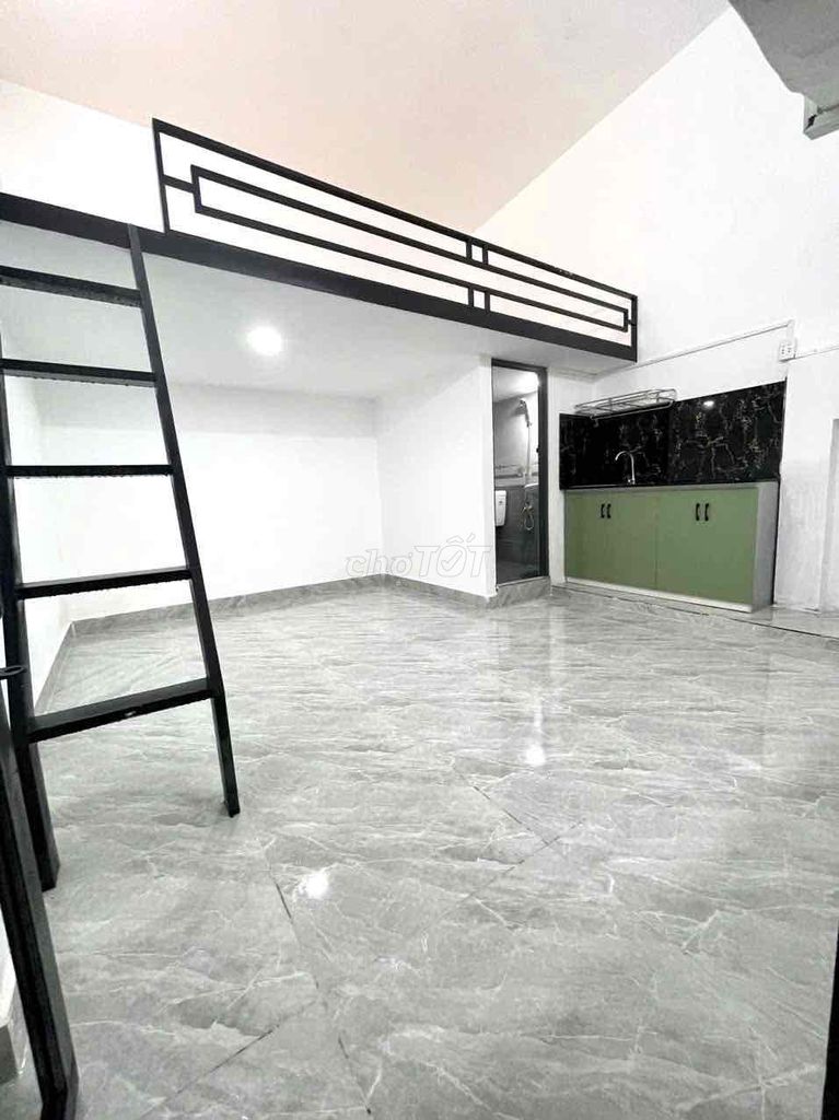 GÁC TRUNG TÂM BÌNH THẠNH - GẦN CHỢ BÀ CHIỂU /ĐH HUTECH UEF FTU VĂN LAN