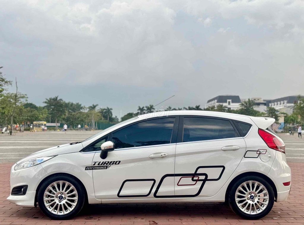 Ford Fiesta 2015 S 1.0 AT Ecoboost - 100000 km. Mua bán Ô tô tại Huyện Đông Anh Hà Nội được đăng bởi Đông Anh Car Auto hình 6