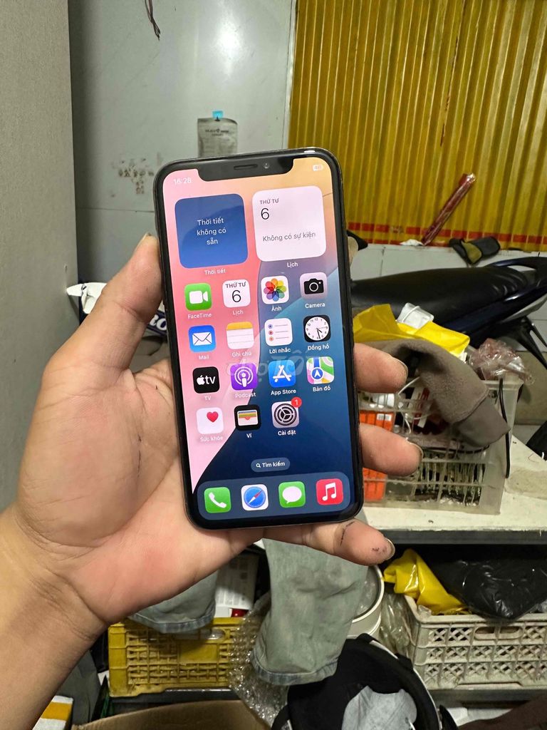 iPhone XS 64GB Vàng. Mua bán Điện thoại tại Huyện Giồng Riềng Kiên Giang được đăng bởi Hau mobile hình 1