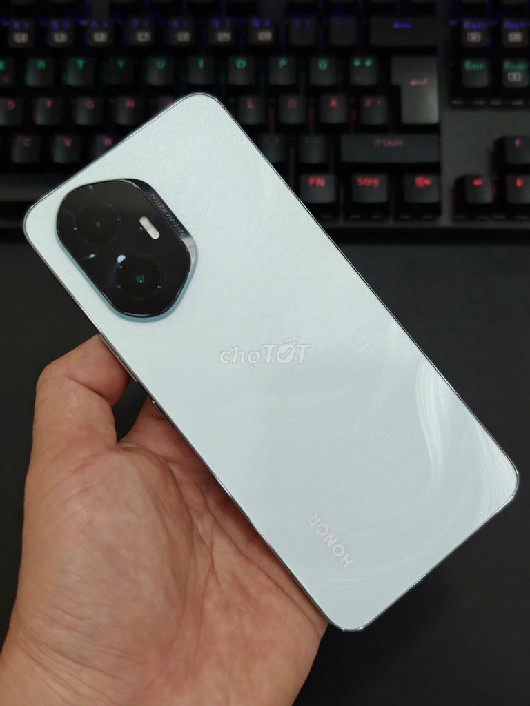 Honor 300 Trắng Like New 99%. Mua bán Điện thoại tại Huyện Vĩnh Thạnh Cần Thơ được đăng bởi MMO COIN FREE hình 1