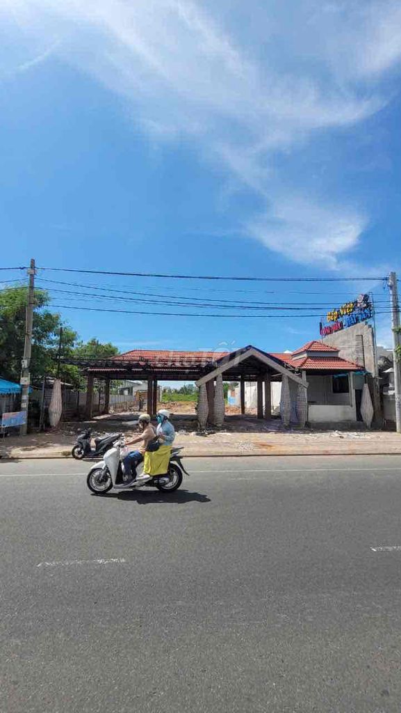 cho thuê mbkd đường Hùng Vương, Phú Thuỷ, Phan Thiết. Giá 70tr/ tháng