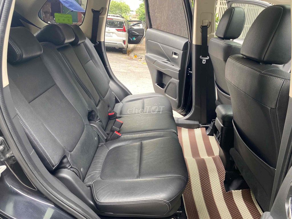 Missu OUTLANDER PREMIUM 2.4,4x4 Black Edition. Mua bán Ô tô tại Quận Long Biên Hà Nội được đăng bởi DUONGMINH AUTO  hình 10