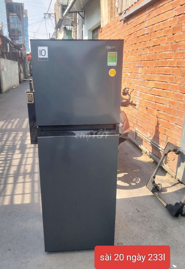 Tủ lạnh Toshiba 233 lít Xám Đã sử dụng. Mua bán Tủ lạnh tại Thành phố Biên Hòa Đồng Nai được đăng bởi trịnh trọng hùng hình 1