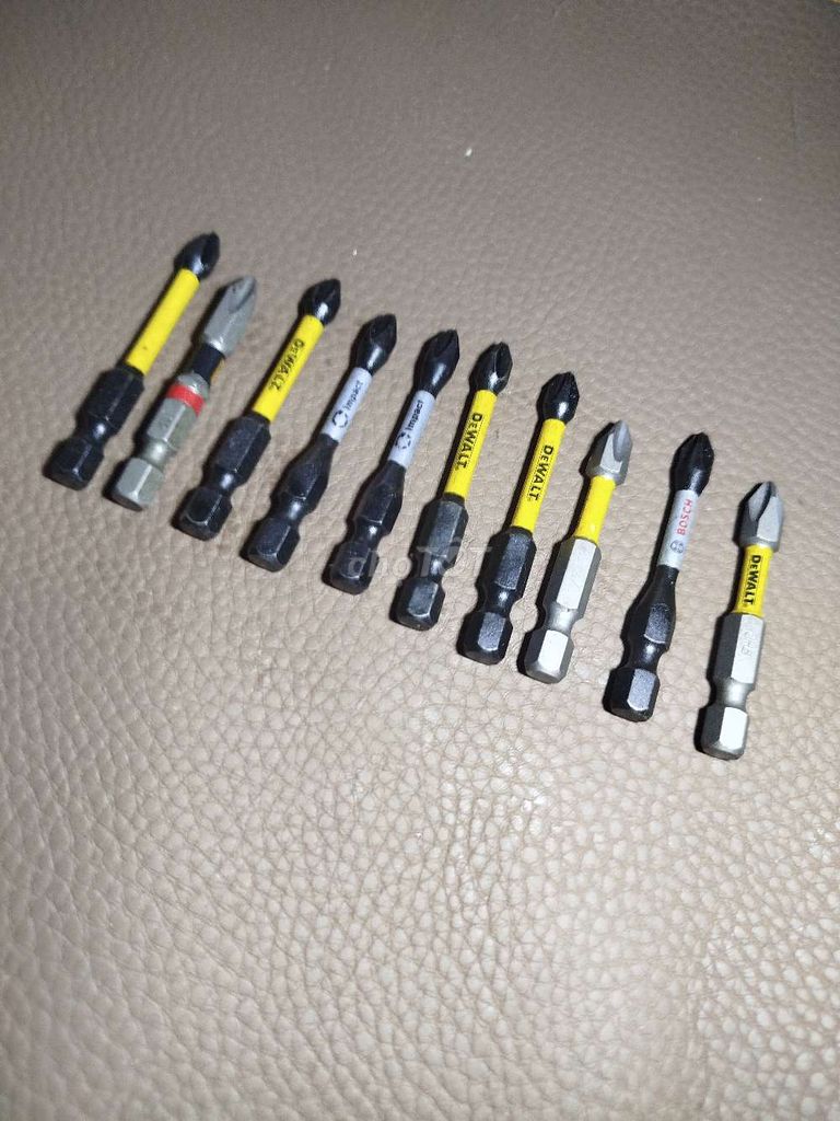 Mũi bắt vít Bosch Dewalt 6cm. Mua bán Đồ chuyên dụng, Giống nuôi trồng tại Quận 10 Tp Hồ Chí Minh được đăng bởi A lý hình 1