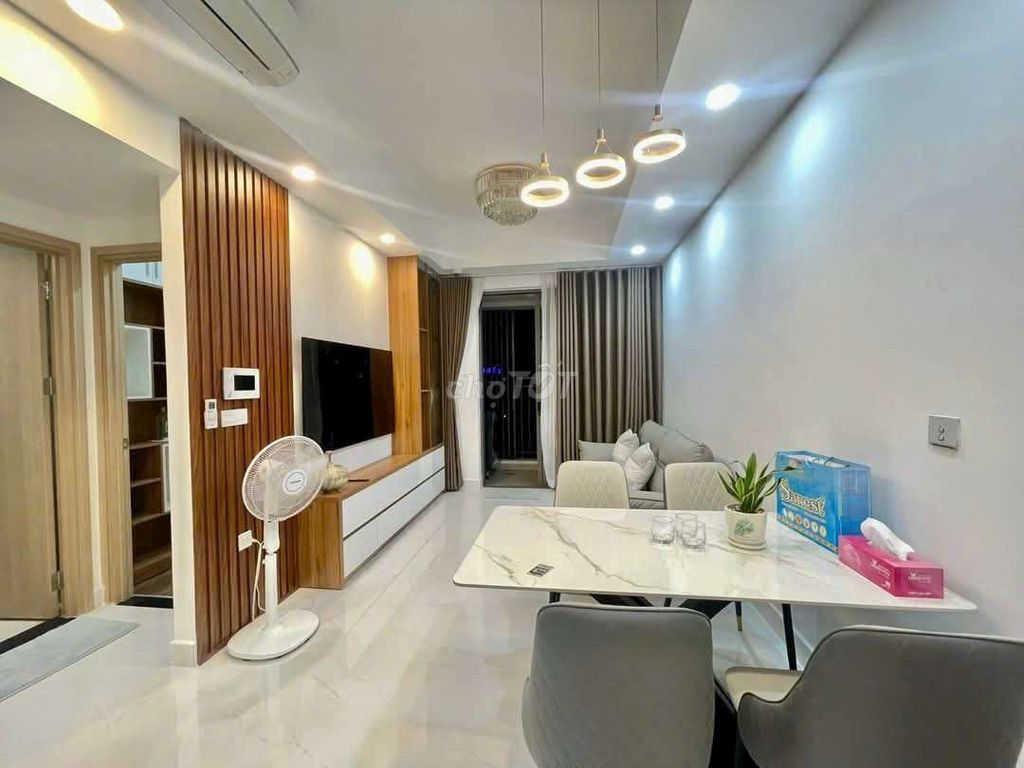 Siêu rẻ - cho thuê chung cư Richstar 65m2, 2PN,2WC Full nội thất