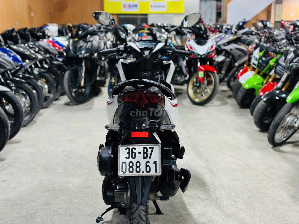 XE MÁYTHANH TÙNG_VARIO 125 TRẮNG NHẬP THÁI MÁY ZIN. Mua bán Xe máy tại Quận Nam Từ Liêm Hà Nội được đăng bởi THANH TÙNG hình 6