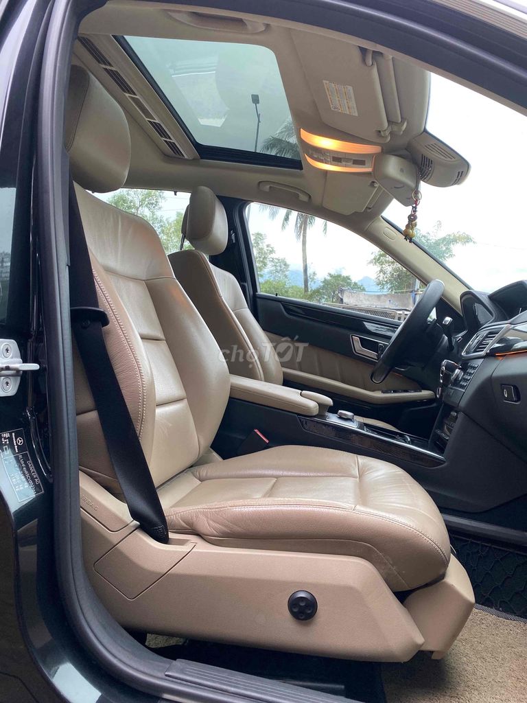 Mercedes Benz E 250, 2013 - 1 chủ từ mới. Mua bán Ô tô tại Huyện Phú Lộc Thừa Thiên Huế được đăng bởi Hiếu xe cỏ  hình 7