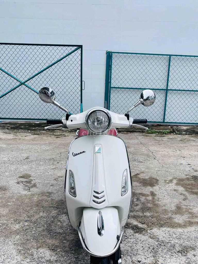 Скутер Piaggio Vespa Primavera 2016 белый