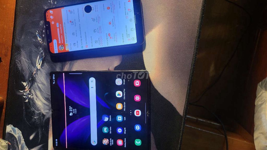 Samsung Z Fold 2 + poco f1 bán hoặc gl. Mua bán Điện thoại tại Huyện Đan Phượng Hà Nội được đăng bởi Đức anh hình 1