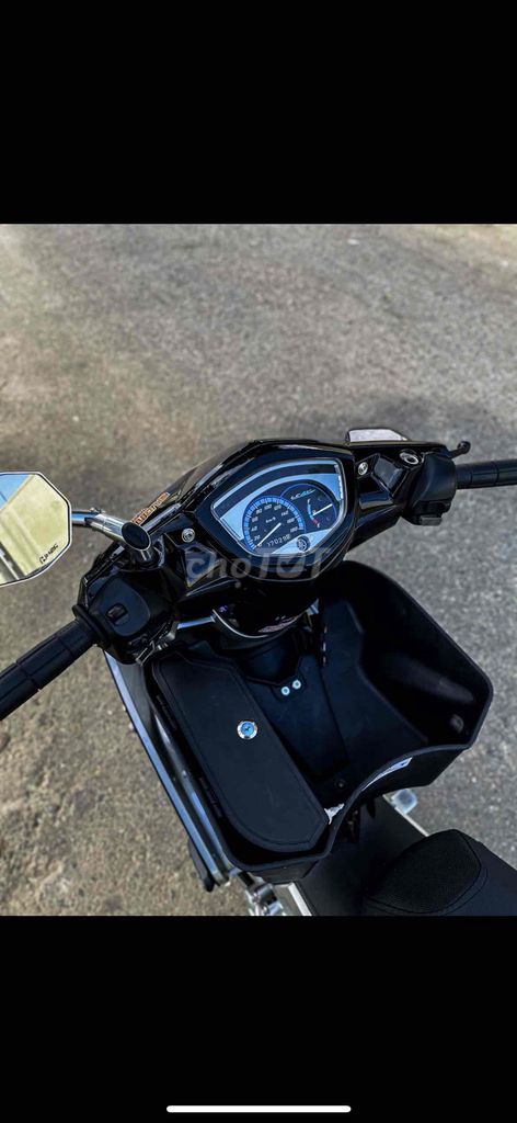 Xe nhà dọn new. Mua bán Xe máy tại Quận Hải Châu Đà Nẵng được đăng bởi Phan Văn Khải  hình 6