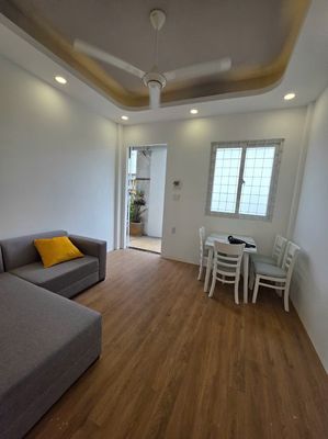 BÁN CĂN HỘ LẠC LONG QUÂN  – 42M2 (2PN/2WC) – NHÀ MỚI ĐẸP – GIÁ 2.49TỶ