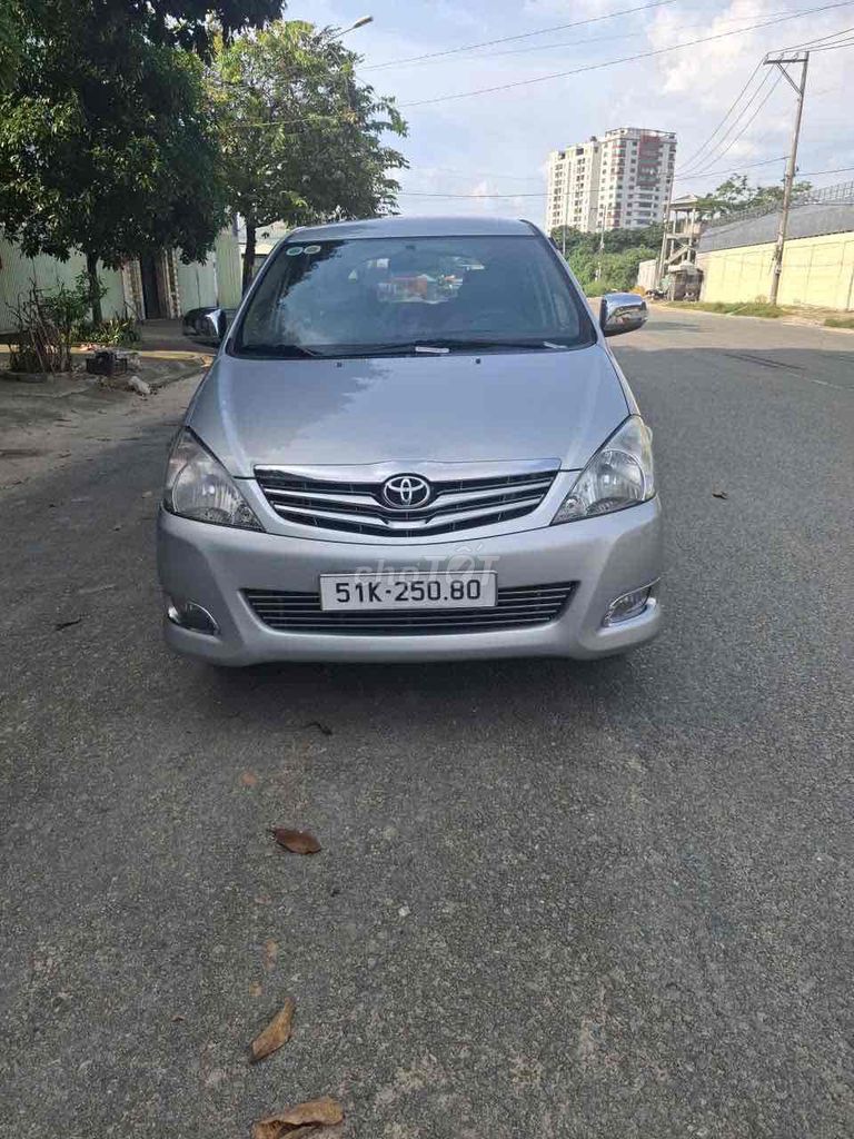 gia đình cần bán một xe toyota innova V đời 2009. Mua bán Ô tô tại Quận 12 Tp Hồ Chí Minh được đăng bởi phan hoang minh hình 1