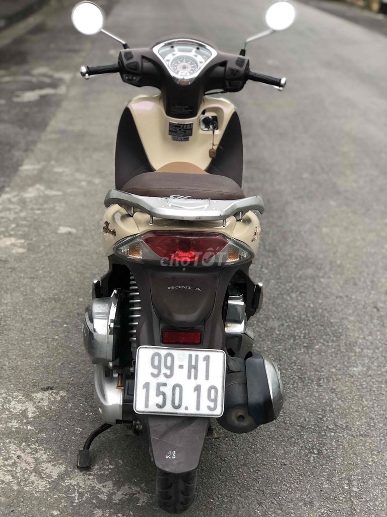 Honda SH Mode chính chủ ký.#đãbán. Mua bán Xe máy tại Huyện Hóc Môn Tp Hồ Chí Minh được đăng bởi Xe Máy Bùi Phong hình 11