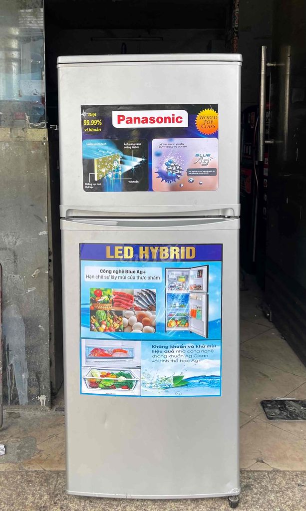 Tủ lạnh 135 lít hiệu Panasonic không bám tuyết