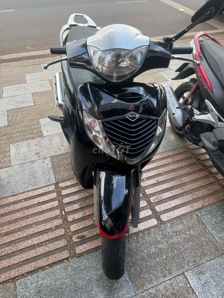Honda SH 150i 2007 (Phun xăng) màu đen zin 9 chủ. Mua bán Xe máy tại Thành phố Long Khánh Đồng Nai được đăng bởi Duy Linh Xe Máy Chợ Long Khánh  hình 2