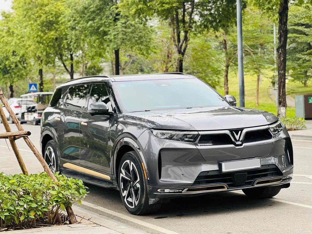 Vinfast VF9 Plus 2023 Xám Thuê Pin Tiên Phong. Mua bán Ô tô tại Quận Thanh Xuân Hà Nội được đăng bởi Cường Auto 266 hình 4