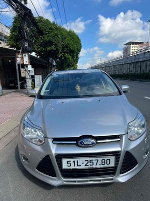 Ford Focus 2015 Titanium 2.0 AT - 100000 km. Mua bán Ô tô tại Quận 12 Tp Hồ Chí Minh được đăng bởi Anh tuan