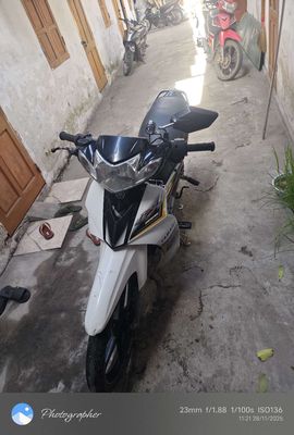 Dư xe nên bán si 2013. Mua bán Xe máy tại Thành phố Vinh Nghệ An được đăng bởi hhh