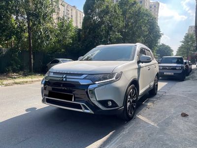 Mitsubishi Outlander sản xuất 2021. Mua bán Ô tô tại Quận Ba Đình Hà Nội được đăng bởi Quý Cường