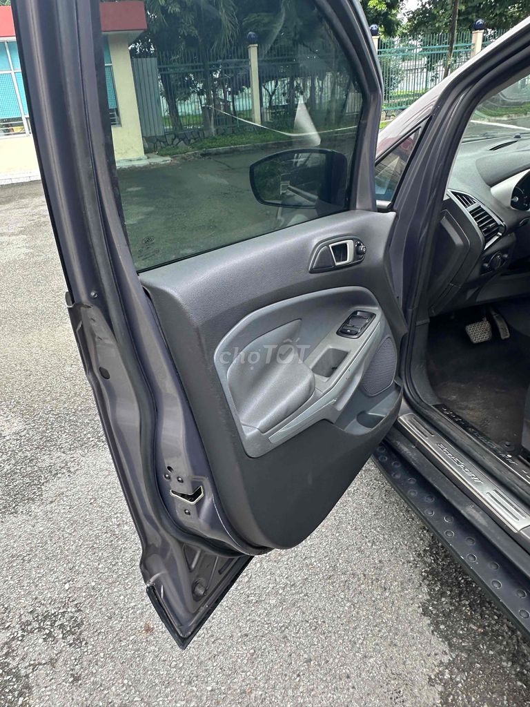 Ford EcoSport 2017 1.5L Titanium AT - 105 km. Mua bán Ô tô tại Thành phố Biên Hòa Đồng Nai được đăng bởi Nam Nguyễn hình 4