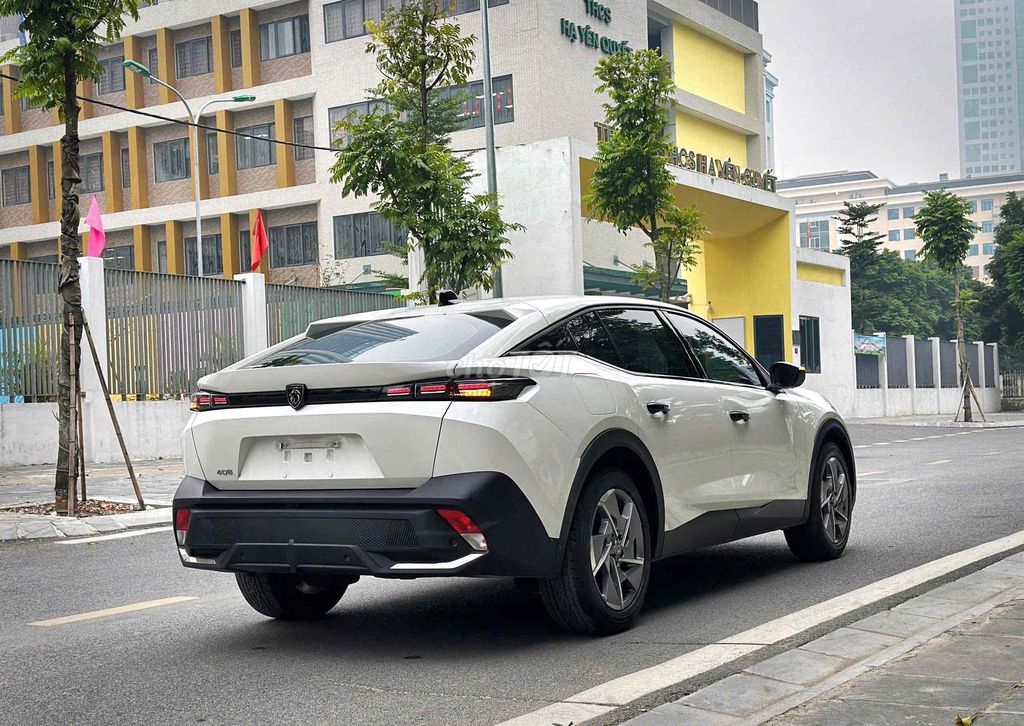 Peugeot 408 2025 ALLURE 6.000km. Mua bán Ô tô tại Quận Cầu Giấy Hà Nội được đăng bởi Thái Hoàng Long Auto hình 3