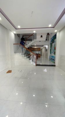 Rent · 5 bd · 100 м² · Quận Ngũ Hành Sơn, ул. Đường Đoàn Khuê