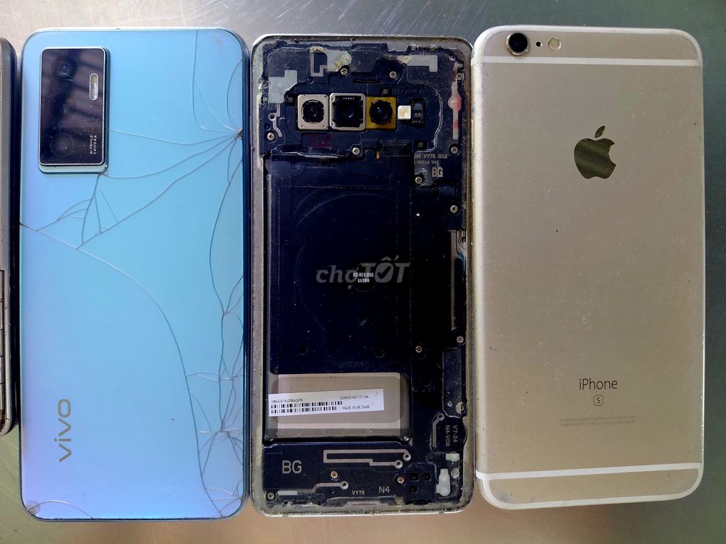 Samsung iphone linh kiện bể màn hình, lưng. Mua bán Linh kiện (RAM, Card...) tại Huyện Hòa Vang Đà Nẵng được đăng bởi Cường hình 1