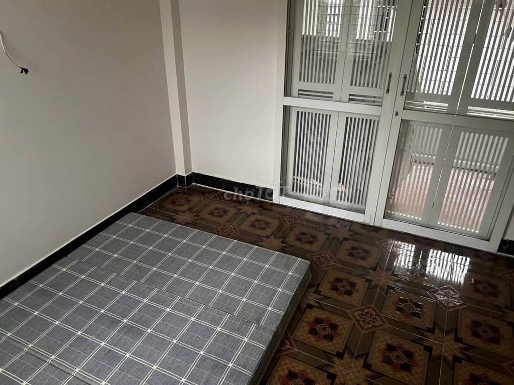 Cho thuê nhà nguyên căn 5 tầng 4 ngủ đủ đồ Đống Đa